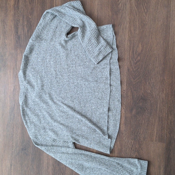 Wild Fable Womans Small Baggy Short Sweater - Picture 6 of 6